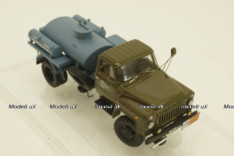 Газ-52 МЗ-3607 Автомобиль-заправщик г. Великие Луки, Агропромстрой 1979 г.,105227, РЕПЛИКА DiP Models 1:43