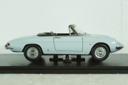 Alfa Romeo 1600 Duetto Spider 1966, blue celeste, 18120002, TOURING 1:18