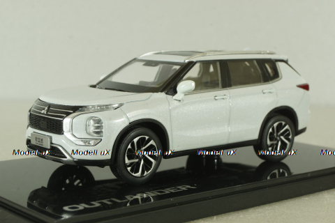 Mitsubishi Outlander 2022, white, CMD 1:43