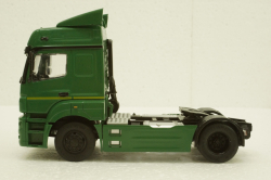 Камаз-5490 тягач зеленый, 101944, АвтоИстория 1:43