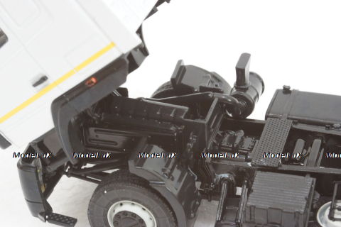 Маз-5440 тягач, белый, 102668, АвтоИстория 1:43