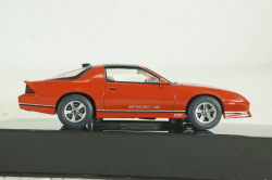 Chevrolet Camaro IROC-Z, 1986, red, CLC562, IXO 1:43