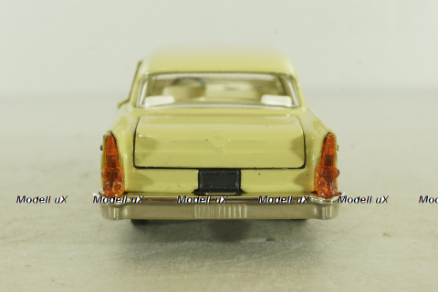 Газ-13 Чайка, бежевая,Тантал/Радон 1:43