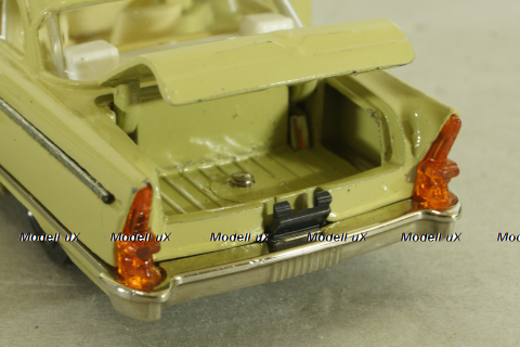 Газ-13 Чайка, бежевая,Тантал/Радон 1:43