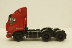 Камаз-6460 седельный тягач (со спойлером), красный, 102743, АвтоИстория 1:43