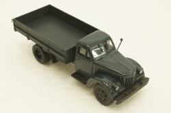 УралЗис-355М, зеленый, АвтоИстория 1:43