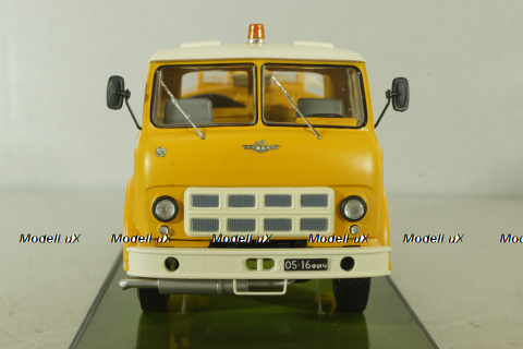 ТЗА-7,5(200) Аэрофлот, топливозаправщик на шасси Маз-500, TruckTyr 1:43