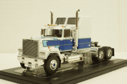Mack Superliner Magnum, white/blue, big sleeper, 1985, TR165.22, IXO 1:43
