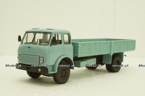 Маз-500Г грузовик с удлиненной базой, бортовой 1967, голубой, Н215, Наш Автопром 1:43