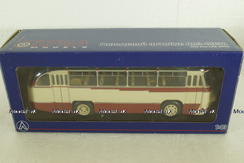 Лаз-695Б городской, беж/красн, Ultra Models 1:43