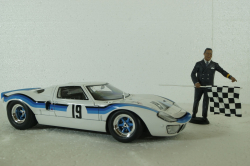 Директор трассы Le Mans, фeигурка, 1950-70, FLM118022,  Miniatures 1:18 