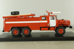АЦ-7,5-40 пожарная автоцистерна на шасси Урал-4320 с бел. Полосами 1980, SSM1228, SSM 1:43