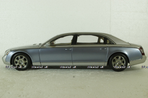Maybach 62 Lwb 2005 Silver/Blue, 76163, AutoArt 1:18