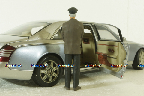 Фигурка водитель, AE180130, Figuma 1:18