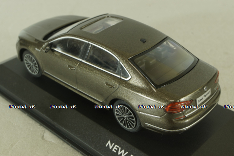 Volkswagen Passat (B7) 2011, brown, dealer edition 1:43