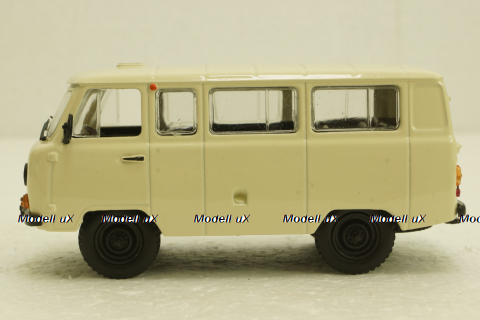 Уаз-452В, бежевый, Автолегенды СССР №16, 1:43