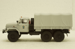 Зил-131 бортовой с тентом, АвтоИстория 1:43