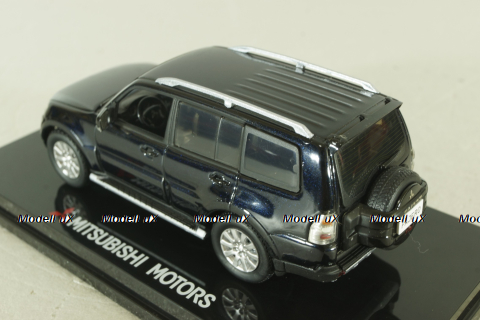 Mitsubishi Pajero 4 2006, dark blue, Sun Star 1:43 Уценка 3!