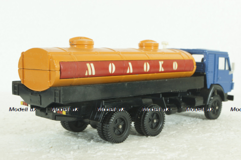 Камаз-53212, молоковоз №2, Арек  1:43