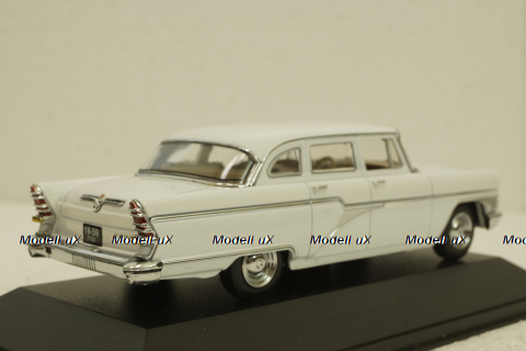 Газ-13 Чайка 1965 белый, IST085,  IST 1:43