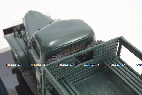 Зис-151 бортовой  с тентом, 1951г, зеленый, 115101, DiP Models 1:43