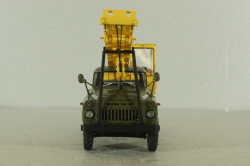 КС-1562Б(53) автокран на шасси Газ-53 1980, хаки/оранжевый, Автоистория 1:43