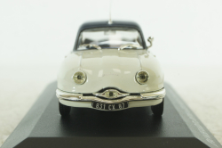 Panhard Dyna Grand Standing 1958, Altaya 1:43