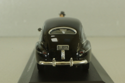 Ford Fordor CIA The Cold War Series with fegure 1949, black, Replicars 1:43 