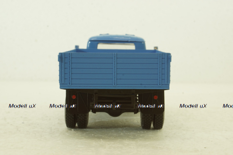 Зил-130 бортовой, голубой №1, Ultra Models 1:43