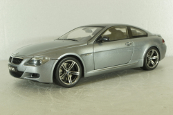 BMW M6 (E63) 2003, grey 08703S, Kyosho 1:18