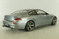 BMW M6 (E63) 2003, grey 08703S, Kyosho 1:18