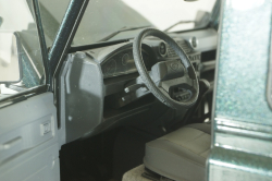 Land Rover Defender 90 Adventure 2007, green, 08901G,  Kyosho 1:18