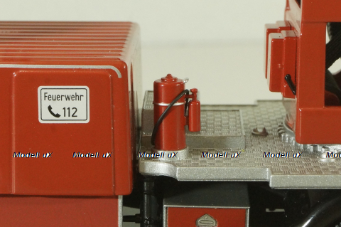 Mercedes L6600 fire engine with a crane, 03101, Schuco 1:43