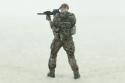 Фигурка Солдат СБУ с поднятой винтовкой, Vilen Model 1:43