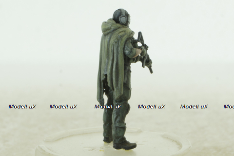 Фигурка солдат в маске, Vilen Model 1:43