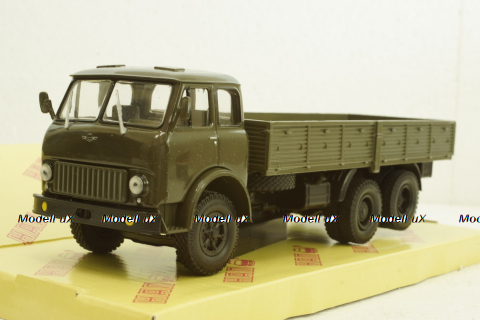 Маз-516,1969г, хакі, борт 3-мостовий, Н292, Наш Автопром 1:43