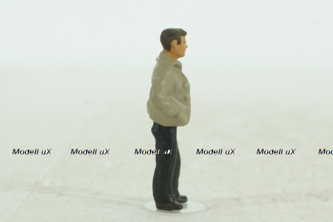 Фигурка Парень в куртке, 119а, BM-Toys 1:43