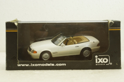 Mercedes SL500 R129, 1990 white, CLC195, IXO 1:43