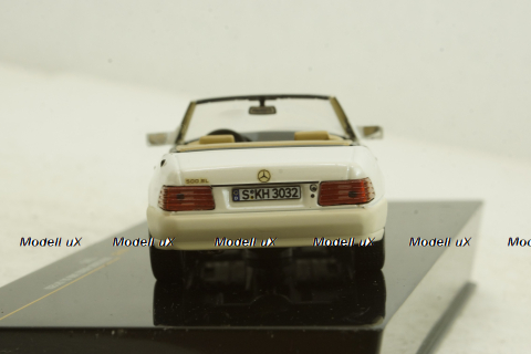 Mercedes SL500 R129, 1990 white, CLC195, IXO 1:43