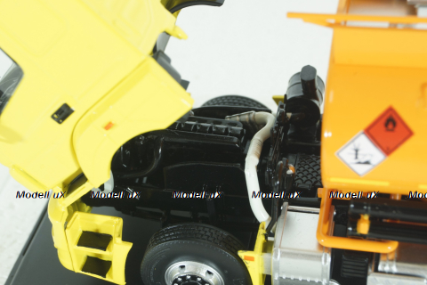 АЦ/АТЗ-16 (65207-87) топливозаправщик на шасси Камаз-65207-87, SSM1545, SSM 1:43