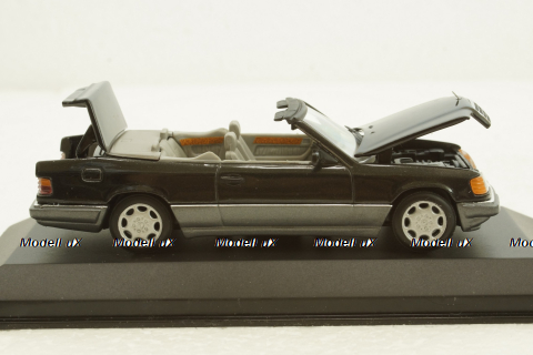 Mercedes E320 Cabriolet (A124) 1994 black,  430033530, Minichamps 1:43