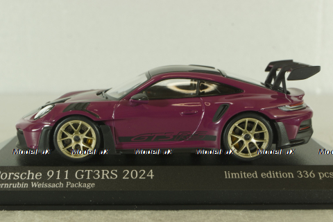 Porsche 911 (992) GT3 RS with Weissach-Package, rubin red/golden rims and black décor, 413062123, Minichamps 1:43 