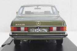 Mercedes 280CE 1980, green metallic, 183704, Norev 1:18