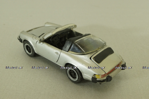Porsche 911 targa 1975, silver, NZG 1:43 Уценка!