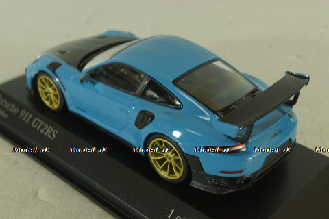 Porsche 911 (991 II) GT2 RS with Weissach Package, blue/golden rims, 413067274, Minichamps 1:43