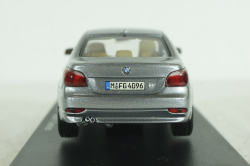 BMW 545i (E60) 2003, silver, 03501S, Kyosho 1:43