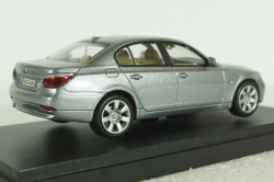 BMW 545i (E60) 2003, silver, 03501S, Kyosho 1:43