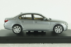 BMW 545i (E60) 2003, silver, 03501S, Kyosho 1:43