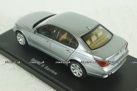 BMW 545i (E60) 2003, silver, 03501S, Kyosho 1:43