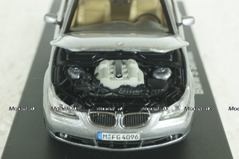 BMW 545i (E60) 2003, silver, 03501S, Kyosho 1:43